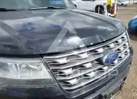 2016 Ford EXPLORER photo