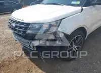 2016 Ford EXPLORER photo
