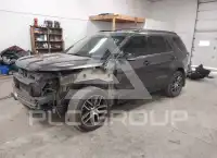 2016 Ford EXPLORER photo