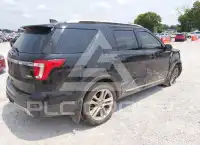 2016 Ford EXPLORER photo