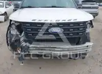 2016 Ford EXPLORER photo