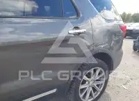 2016 Ford EXPLORER photo