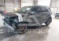 2016 Ford EXPLORER photo