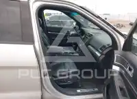 2016 Ford EXPLORER photo