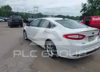 2016 Ford FUSION photo