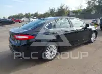 2016 Ford FUSION фото