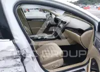 2016 Ford FUSION photo