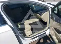 2016 Ford FUSION фото