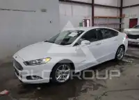 2016 Ford FUSION фото