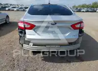 2016 Ford FUSION фото