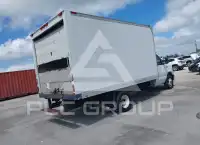 2016 Ford E-350 фото