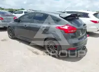 2016 Ford FOCUS фото