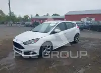 2016 Ford FOCUS photo