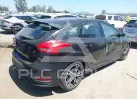 2016 Ford FOCUS photo