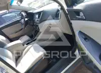 2016 Hyundai Tucson photo