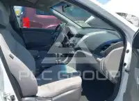 2016 Hyundai Accent photo