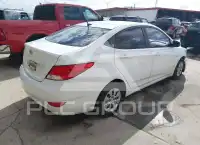 2016 Hyundai Accent photo