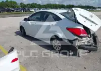 2016 Hyundai Accent фото