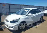 2016 Hyundai Accent photo