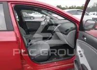 2016 Hyundai Accent photo