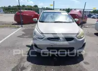 2016 Hyundai Accent photo