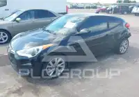 2016 Hyundai Veloster photo