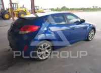 2016 Hyundai Veloster photo