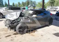 2016 Hyundai Veloster photo