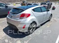 2016 Hyundai Veloster photo