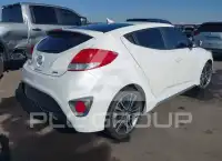 2016 Hyundai Veloster photo