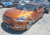 2016 Hyundai Veloster photo