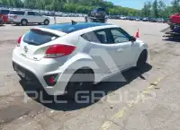 2016 Hyundai Veloster photo