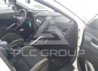 2016 Hyundai Veloster photo
