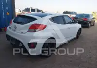 2016 Hyundai Veloster photo