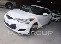 2016 Hyundai Veloster photo