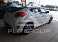 2016 Hyundai Veloster photo