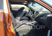 2016 Hyundai Veloster фото