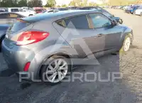 2016 Hyundai Veloster photo
