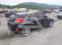 2016 Hyundai Veloster photo