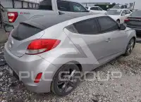 2016 Hyundai Veloster фото