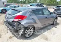 2016 Hyundai Veloster фото