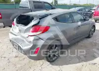 2016 Hyundai Veloster photo