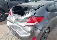 2016 Hyundai Veloster photo