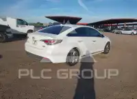 2016 Hyundai Sonata photo
