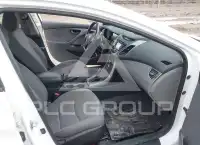 2016 Hyundai Elantra фото