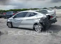 2016 Hyundai Elantra фото