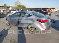 2016 Hyundai Elantra фото