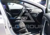 2016 Hyundai Elantra фото