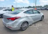 2016 Hyundai Elantra photo