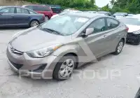 2016 Hyundai Elantra фото